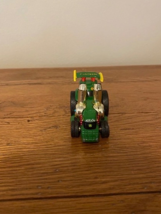 Lot of toy cars ( some hotwheels) includes rare John deer tractor - Picture 2 of 4